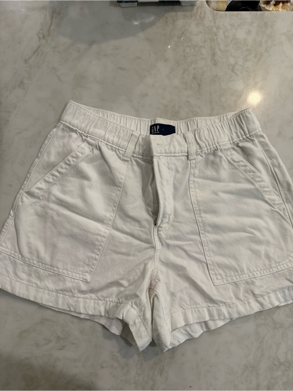 GAP White High-Waist Casual Pocket Shorts